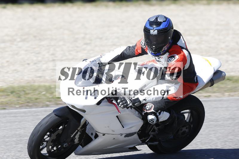 /05 07.04.2026 Cornu Master School ADR/Gruppe gruen/14